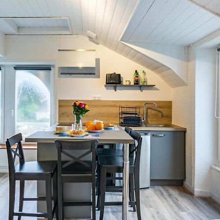 Appartement A Cote Du Port De Ploumanac'H 펄로스가이렉 외부 사진