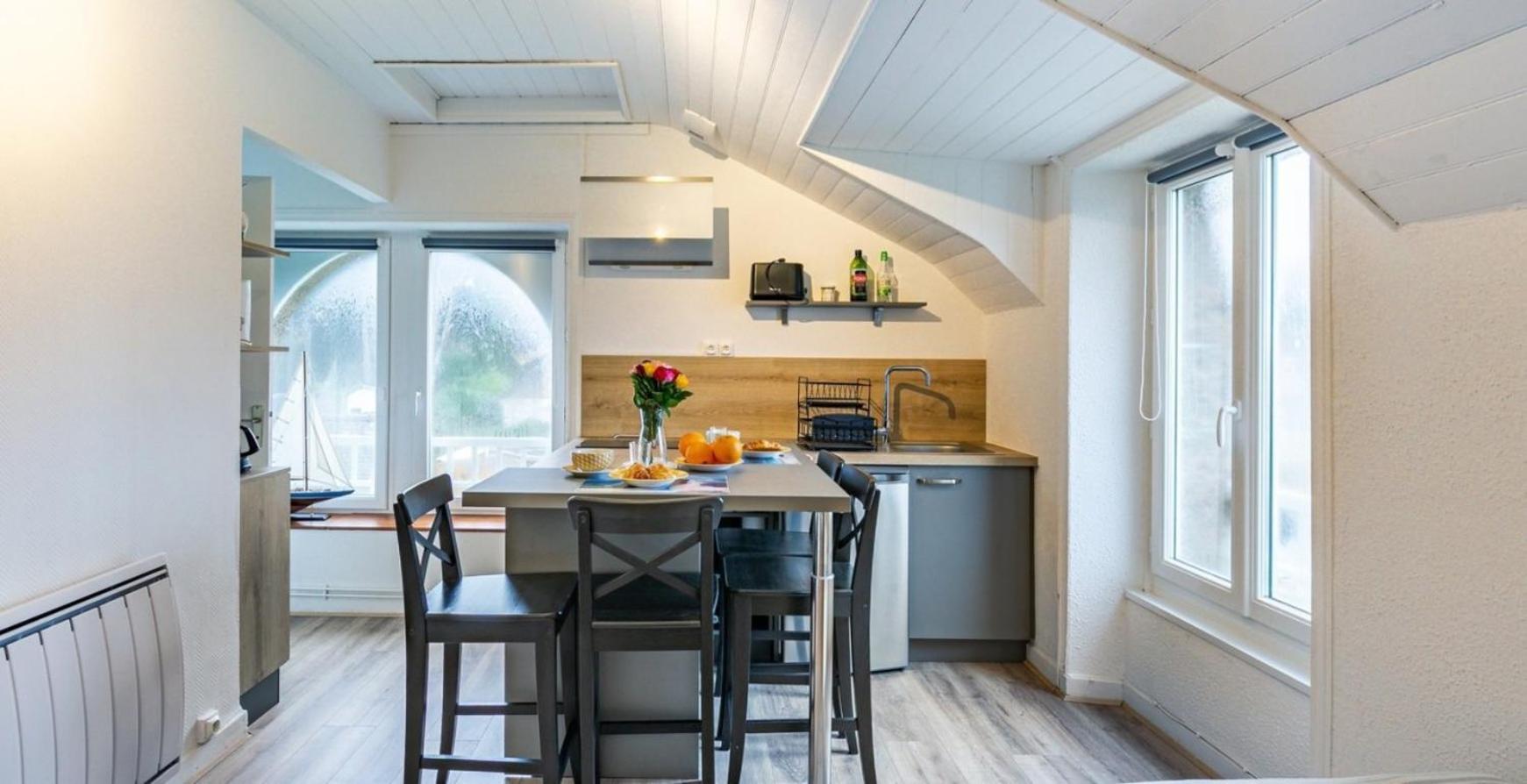 Appartement A Cote Du Port De Ploumanac'H 펄로스가이렉 외부 사진